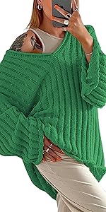 green long sleeve pullover top