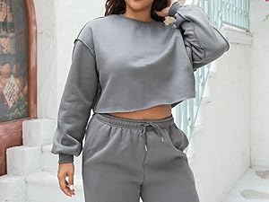 cropped sweatshirt