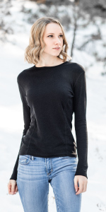 MERIWOOL 250g Womens Top Crew Shirt is perfect as a baselayer, keeping you dry and warm