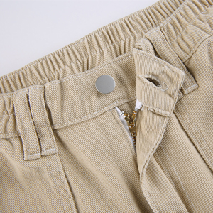 Our high waisted cargo pants have Zipper and button closure design