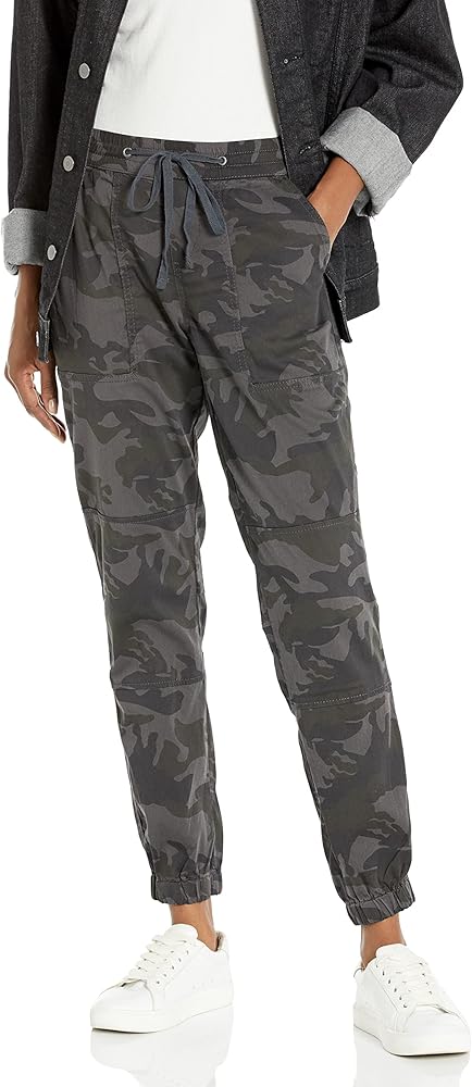 UNIONBAY Women's Stretch Soft Sateen Camo Print Jogger