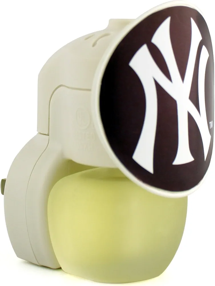 New York Yankees Lighted Plugin Diffuser, Vanilla