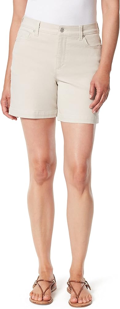 Gloria Vanderbilt Women's Amanda Basic Jean Short