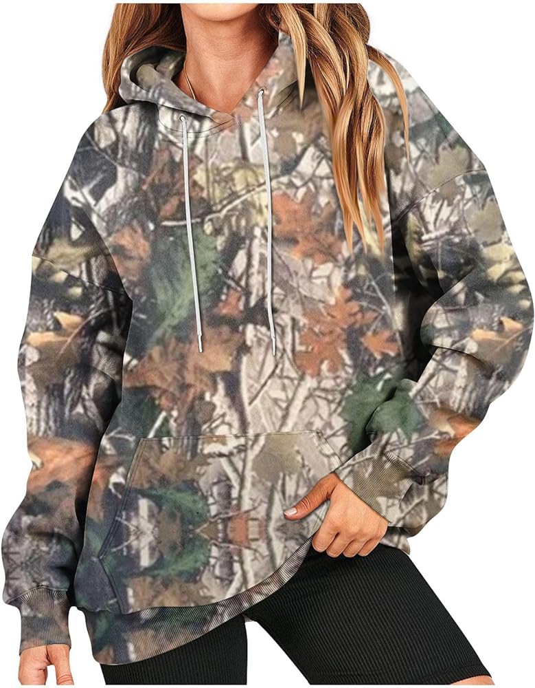 Skard Women's Camo Hoodie Maple-Leaf Print Fleece Hoodies Kangaroo Pocket Long Sleeve Pullover Tops Fall Fashion 2023