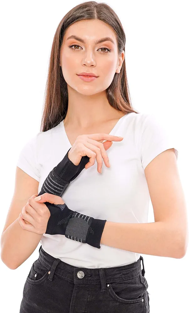 invera Adjustable Velcro Wrist Support Brace, Wrist Compression Sleeve, Unisex Wrist Protection Sleeve with Straps for Wrist Sprain, Carpal Tunnel, Arthritis, and Tendonitis (Medium, 1, Unit)