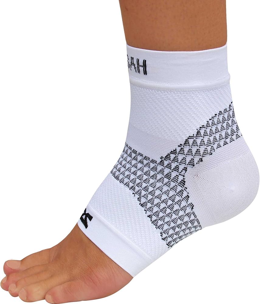 Zensah Plantar Fasciitis Sleeve - Relieve Heel Pain, Arch Support, Reduce Swelling - Compression Foot Sleeve, Plantar Fasciitis Sock