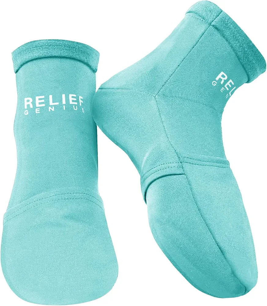 Relief Genius Cold Therapy Socks with Reusable Gel ice Packs - Achieve Relief from Sprains, Muscle Pain, Bruises, Swelling, Edema, Chemotherapy, Arthritis, Post Partum Foot (Blue, Small/Medium)