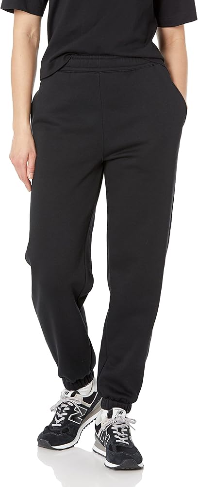 Amazon Essentials Women's Relaxed Jogger (Available in Plus Size)