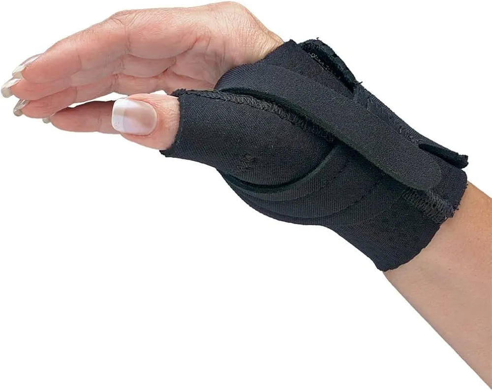 Comfort Cool Thumb CMC Restriction Splint. Patented Thumb Brace Provides Support and Compression. Helps with Arthritis, Tendinitis, Surgery, Dislocations, Sprains, Repetitive Use. Left Medium