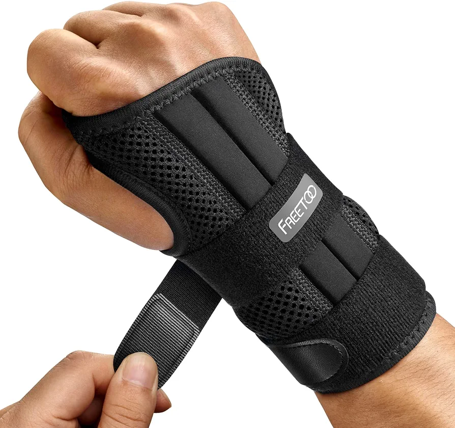 FREETOO Wrist Brace for Carpal Tunnel Relief Night Support , Maximum Support with 3 Stays Women Men Adjustable Splint Right Left Hands Tendonitis, Arthritis Sprains, Black (Right Hand, S/M)